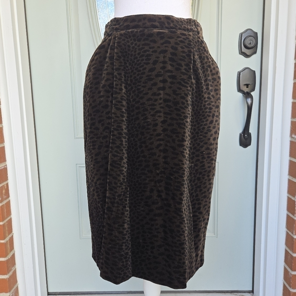 CH Vintage Catherina Hepfer Cheetah Print Velvet Skirt